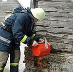 Pīpmanis aizdedzina vēsturisku ēku