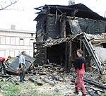 Nojauc graustu Meža ielā 51a