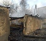 Uguns plosās Slimnīcas ielā