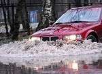 Liepāja pamazām slīkst, cilvēki joprojām ir pacietīgi