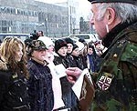 Jaunsargi sola uzticību Latvijai