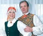 Senču gars dziesmā, dejā un tērpā