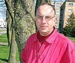 Dzeja pienākusi tuvāk