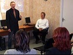 Sekmīgi veicina invalīdu tālākizglītību un iesaistīšanos darba tirgū