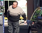 Atkal biedē degvielas cenu bubulis