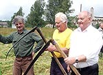 Pļāvēji parāda pigu trimeriem