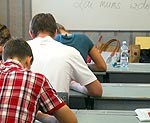 Papildināts – Septiņās skolās aizkavējas vēstures un matemātikas eksāmens izlaiduma klasēm