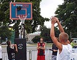 TV – “Vasaras basketbola tūres” pasākumi Liepājā pulcē iesācējus un Latvijas jauniešu izlašu spēlētājus
