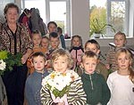 Jaunie lasītāji iepazīst bibliotēku