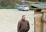 Posta kāpas, jo trūkst likumīgu stāvlaukumu