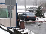 Autostāvvieta pie slimnīcas pagaidām patukša