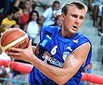 Jānis Porziņģis pašlaik trenējas individuāli