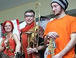 Nedēļas nogalē – Roberts Gobziņš, Resnie Putni, Oranžās brīvdienas un jauno grupu konkurss