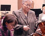 Vairāk kā pussimts interesentu vēro pianistes Milenas Mollovas meistarklases