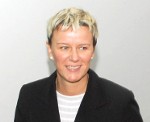 Iekšlietu ministre ierodas ar labām ziņām