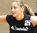 Latvijas sieviešu basketbola izlasē no jaunajām spēlētājām paliek vienīgi Niedola