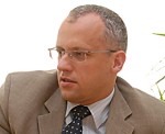 Operācijas par maksu. Pagaidām divus mēnešus