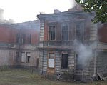 Aizturēti iespējamie bijušā Karostas kultūras centra dedzinātāji