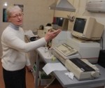 Laboratorija strādā jaunās telpās