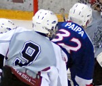 Izvirzās vadībā