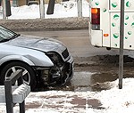 Nedod ceļu pasažieru autobusam