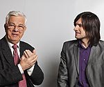 Albums “Caur rozā brillēm”  šodien pieejams bez maksas