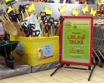Lielai talkai pērk lāpstas, cimdus, grābekļus..