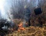 Kūlas ugunsgrēki plicina VUGD budžetu