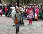 Liepājnieki sadziedas Rožu laukumā