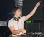 DJ Saint aicina uz dzimšanas dienas ballīti
