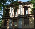Nams Lielajā ielā 12a nonācis izsolē