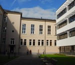 Skolēni palīdz sakārtot skolas pēc skolotāju lūguma
