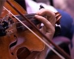 Orķestris spēlēs rokoperu fragmentus