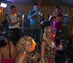 “Red Sun Buffet” aicina uz noslēguma pasākumu