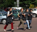 Topošie mākslinieki iepazīst savu skolu un pilsētu