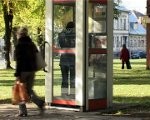 No pilsētas pazūd telefonbūdiņas