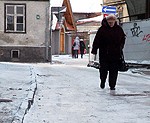 Papildināts (2) – Joprojām ziemīgajam laikam nav gatavi ne gājēji, ne autovadītāji