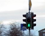 Zaļais signāls tik īss, ka gājēji nepaspēj šķērsot ielu