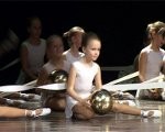 Kurš vislabāk dejo mūsdienu dejas?