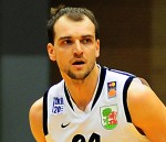 Buškevics oficiāli parakstījis līgumu ar “Azad University”