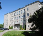Ģimnāzija paliek, vidusskola kļūs par pamatskolu
