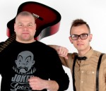 Šonedēļ “Red Sun Buffet” Pēteris Upelnieks un Dairis, slapjo T-kreklu konkurss