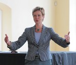 Integrācija šķietami interesē nedaudzus