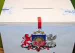 Latvijā darbu beiguši visi vēlēšanu iecirkņi