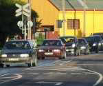 No 12. septembra Raiņa ielas pārbrauktuvi neslēgs rīta un vakara stundās