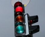Rekonstruētajā Brīvības ielā notiek luksoforu regulēšana