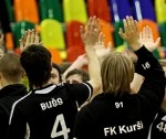 Kuršiem zaudējums bullīšos (video)