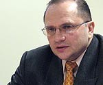 Janvārī pasludinās spriedumu lietā par divu dzīvokļu atņemšanu Vaiteikam
