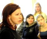 Pedagogi mācās sadarboties ar vecākiem