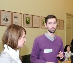 Diskusija ar politiķiem, smaržojot kafijai